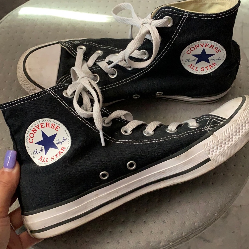 Black high top converse